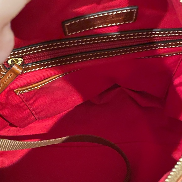**Authentic** Dooney & Bourke shoulder bag LIKE NEW! Brown/tan with red interior - Picture 5 of 6